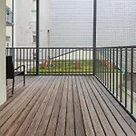 Spacious 3-Bedroom Retreat With Balcony For 8 Near Millennium Tower